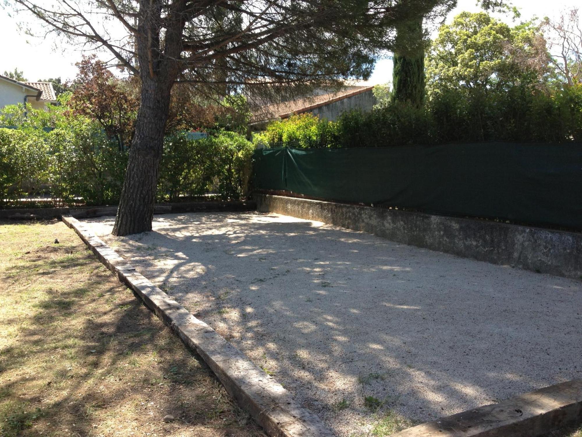 فندق Le Petit Manoir Logis Les Angles  المظهر الخارجي الصورة